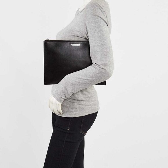Yves Saint Laurent Black Leather iPad Clutch Bag - Picture 1 of 10